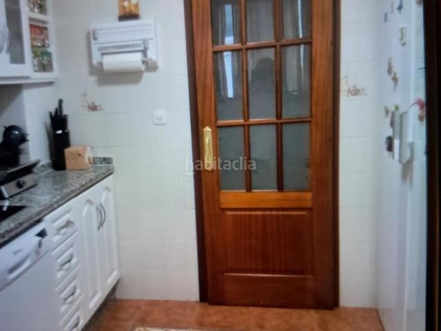 Piso en venta en Córdoba, Vista Alegre Parque Cruz Conde. PISO EN AVENIDA DEL AEROPUERTO DE 4 HABITACIONES Y TERRAZA. Pisos.