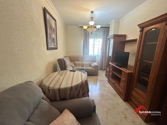 Piso en venta en Córdoba, Viñuela Rescatado. Luminosidad, amplitud y comodidad en Levante. Pisos.