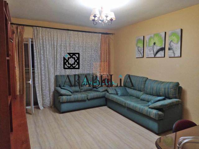 Piso en venta en Córdoba, Viñuela Rescatado. PISO EN AVENIDA BARCELONA. Pisos.