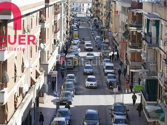 Piso en venta en Córdoba, Viñuela Rescatado. PISO EN VENTA EN LA ZONA DE JESUS RESCATADO EXTERIOR CON TERRAZA Y ASCENSOR. Pisos.