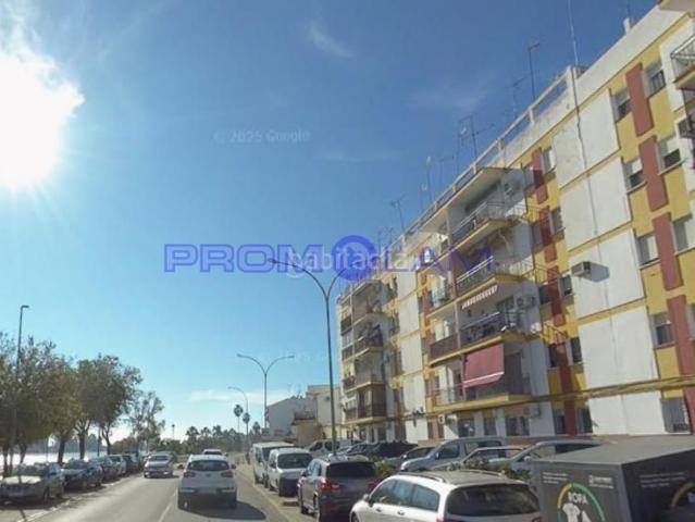 Piso en venta en Coria del Río. ALQUILADO PISO CALLE BATAN 2 DORMITORIOS. Pisos Coria del.