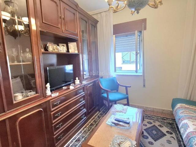 Piso en venta en Corrales de Buelna Los. Coqueto Piso en Somahoz, Ideal para Inversión. Pisos Corrales de Buelna.