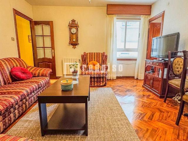 Piso en venta en Coruña A, Agra del Orzán Ventorrillo. Novena planta con vistas panorámicas en Ronda de Outeiro 3 dormitorios Lista para entrar a vivir. Pisos Coruña.