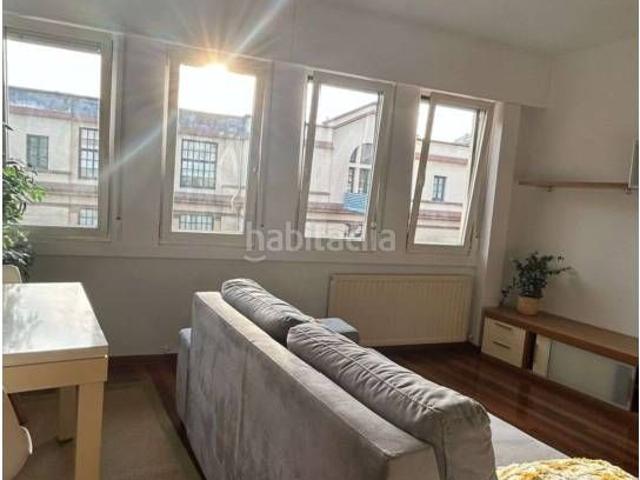 Piso en venta en Coruña A, Cuatro Caminos Plaza de la Cubela. Oportunidad de compra o inversión en el centro de A Coruña. Pisos Coruña.