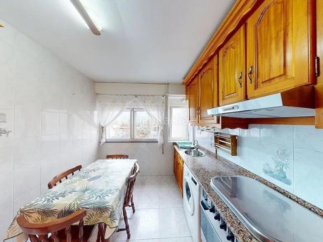 Piso en venta en Coruña A, Los Castros Castrillón. Pisos Coruña.
