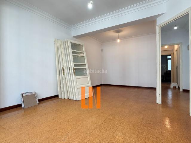 Piso en venta en Coruña A, Os Mallos. Vivienda de 3 dormitorios 1 italiano. Pisos Coruña.