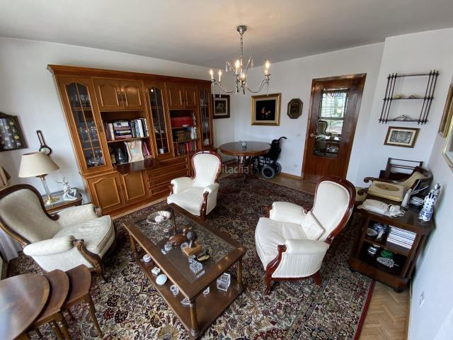 Piso en venta en Coruña A, Someso Matogrande. Piso de 3 dorm y 2 baños totalmente exterior.Garaje y trastero. Pisos Coruña.