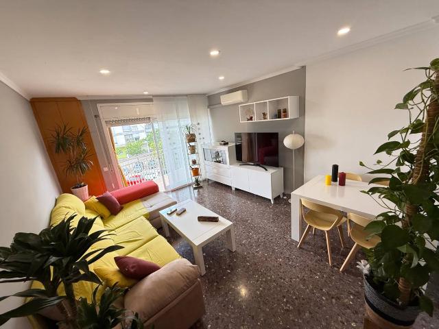 Piso en Venta en Creu de Barberà