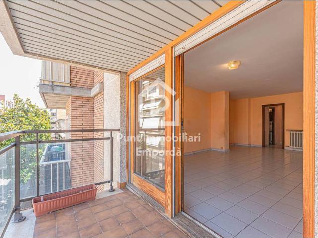 Piso en Venta en Creu de la Mà