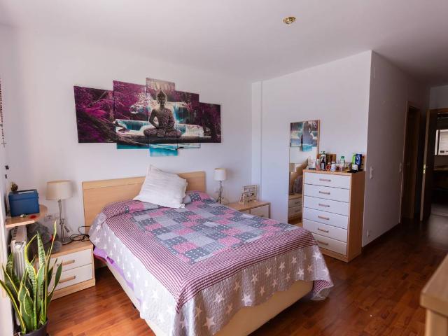 Piso en Venta en Creu de la Mà