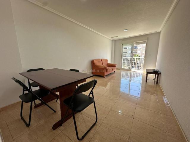 Piso en venta en Crevillente. MAGNIFICA VIVIENDA CON PLAZA DE GARAJE EN LA PLAZA DE ESPAÑA. Pisos.