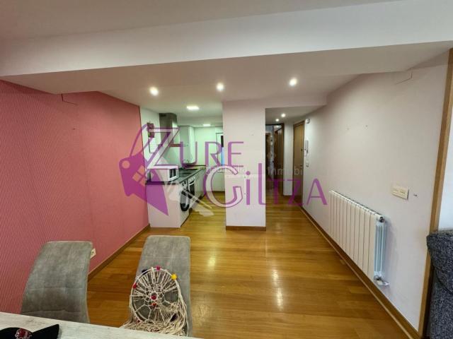 Piso en venta en Durango. Piso reformado en Durango, 1 dormitorio, cocina americana. Vistas a la montaña y calefacción a gas. Ideal para vivir!. Pisos.