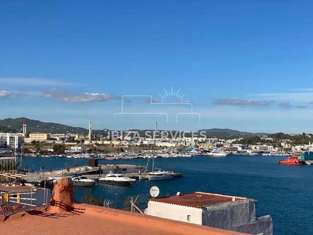 Piso en Venta en Dalt de la Vila La Marina