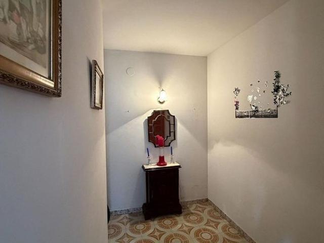 Piso en venta en Deltebre, de 106 m² 3 habitaciones por 95.000