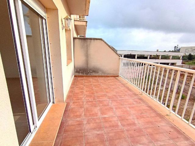 Piso en venta en Deltebre, de 79 m² 2 habitaciones por 88.500