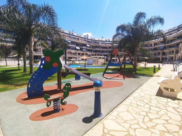 Piso en venta en Dénia, El Puerto. El privilegio de vivir el Mediterraacuteneo a solo unos pasos del marHay lugares que invitan a bajar el ritmo, respirar la brisa m. Pisos.
