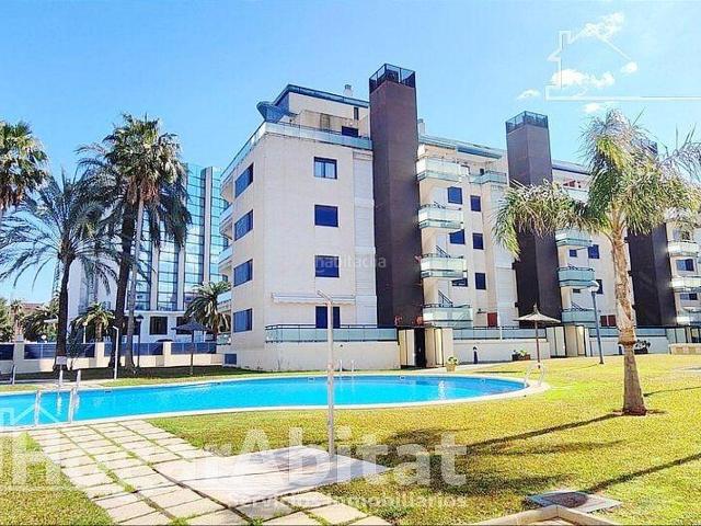 Piso en venta en Dénia, El Puerto. RESIDENCIAL DE LUJO! ACOGEDOR Y LUMINOSO CON TERRAZA, FRENTE AL MAR!. Pisos.