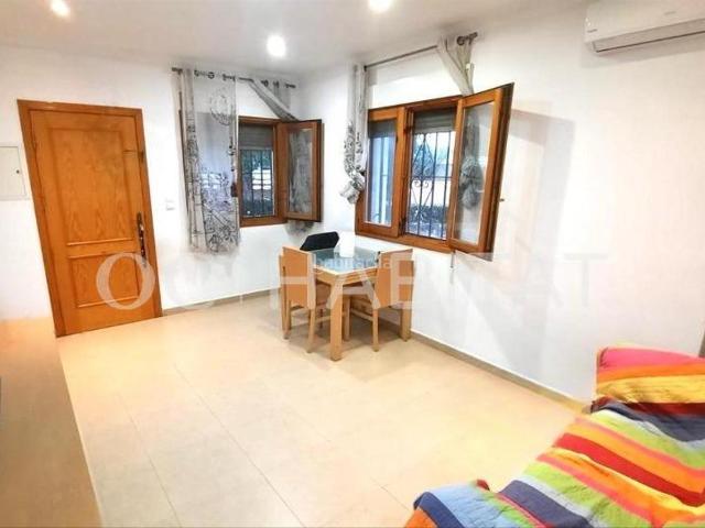 Piso en venta en Dénia, Les Bassetes El Marjal. Piso con piscina en zona Polideportivo en Denia. Pisos.