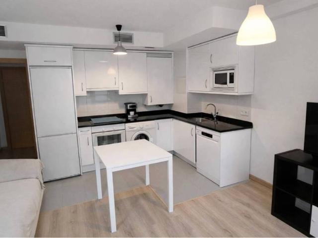 Piso en Venta en Distrito Zeta Recinto Ferial Cortijo de Torres