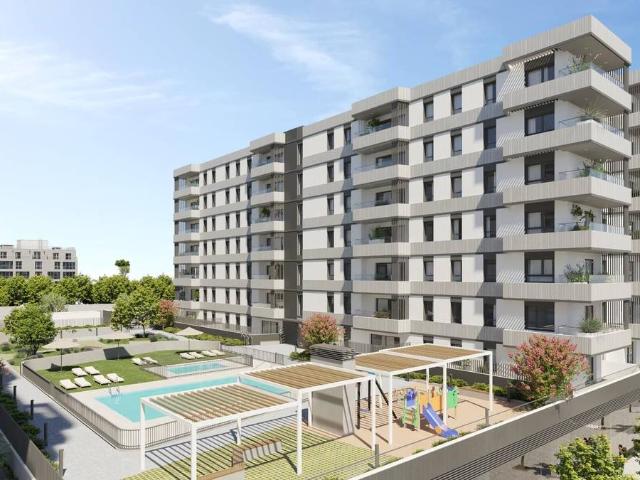 Piso en Venta en Distrito Zeta Recinto Ferial Cortijo de Torres