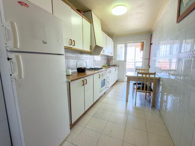 Piso en venta en Dolores. ABFinancial presenta este amplio y luminoso piso en Dolores, una excelente oportunidad para quienes buscan espacio, comodidad y un. Pisos.