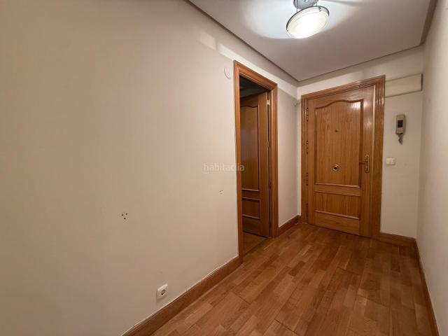 Piso en venta en Donostia San Sebastián, Amara. OPORTUNIDAD EN ZONA COMERCIAL DE AMARA. Pisos Donostia San.