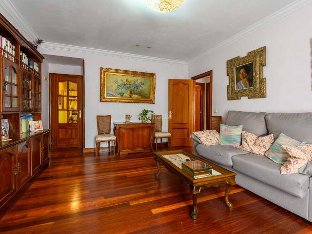 Piso en venta en Donostia San Sebastián, Área Romántica. NUDA PROPIEDAD en venta en Calle de San Marcial. Pisos Donostia San.