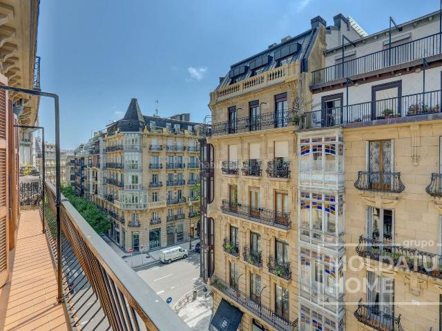 Piso en venta en Donostia San Sebastián, Área Romántica. PISO CENTRO SAN SEBASTIÁN. Pisos Donostia San.