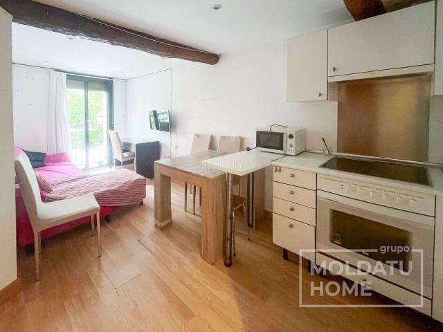 Piso en venta en Donostia San Sebastián, Parte Vieja. VIVIENDA EN LA PARTE VIEJA DONOSTIARRA. Pisos Donostia San.