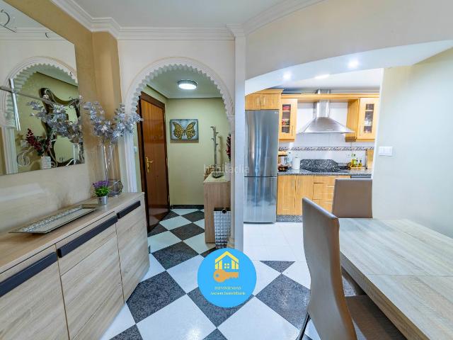 Piso en venta en Dos Hermanas, Centro Doña Mercedes. ¡Descubre tu nuevo hogar en la encantadora barriada de Cantely!. Pisos Dos.