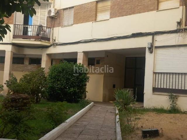 Piso en venta en Dos Hermanas, Centro Doña Mercedes. OPORTUNIDAD INVERSIÓN. Pisos Dos.