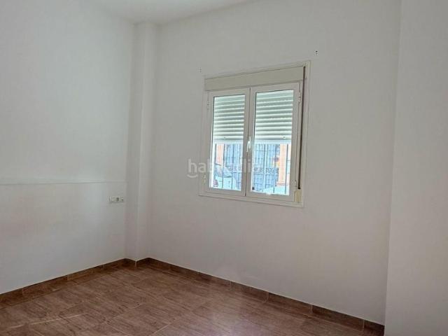 Piso en venta en Dos Hermanas, Centro Doña Mercedes. PISO ZONA CENTRO PARA ENTRAR A VIVIR. Pisos Dos.