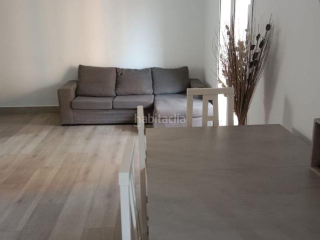 Piso en venta en Dos Hermanas, Centro Doña Mercedes. PISO AVDA LOS PIRRALOS 4º planta. Pisos Dos.