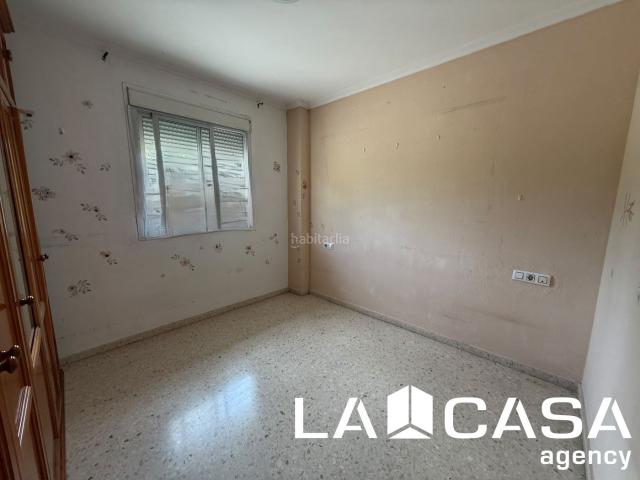 Piso en venta en Dos Hermanas, Centro Doña Mercedes. Piso de 128 m con 3 dormitorios y garaje en Dos Hermanas. Pisos Dos.