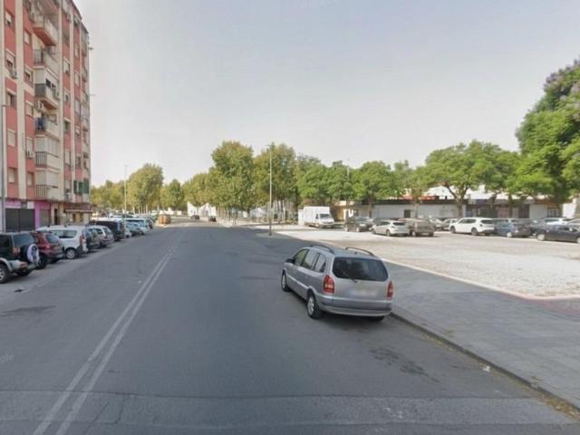 Piso en venta en Dos Hermanas, Centro Doña Mercedes. PISO EN VENTA EN DOS HERMANAS SEVILLA. ACTIVO INMOBILIARIO SIN POSESIÓN, NO VISITABLE. Pisos Dos.
