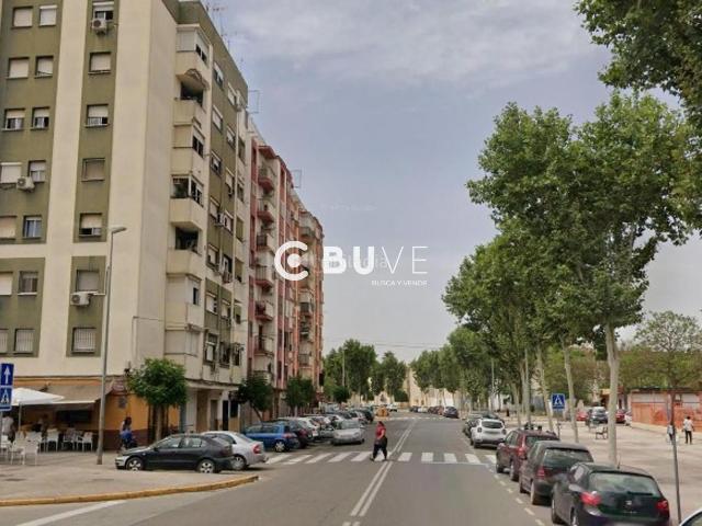 Piso en venta en Dos Hermanas, Centro Doña Mercedes. PISO PARA INVERSORES EN DOS HERMANAS CENTRO ZONA DOÑA MERCEDES NO VISITABLE. Pisos Dos.
