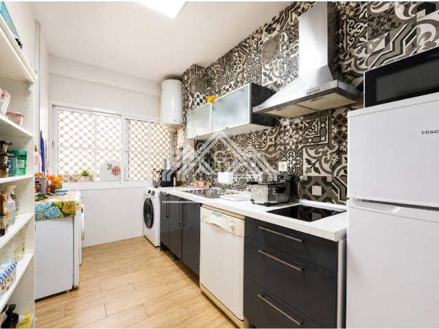 Piso en venta en Dos Hermanas, El Arenal La Pólvora. Venta de piso exterior 3ª planta sin ascensor de 3 habitaciones en Dos Hermanas. Pisos Dos.