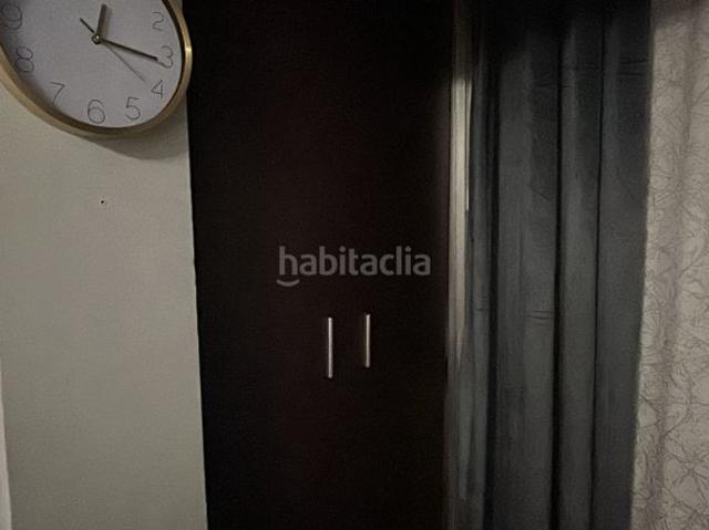 Piso en venta en Dos Hermanas, El Arenal La Pólvora. Se vende Magnifico piso de 3 habiaciones, 1 baño y terreza, amueblado. Pisos Dos.
