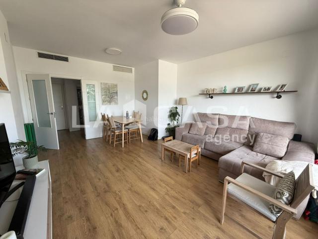 Piso en venta en Dos Hermanas, Entrenúcleos. Piso en venta en Entrenúcleos. Pisos Dos.