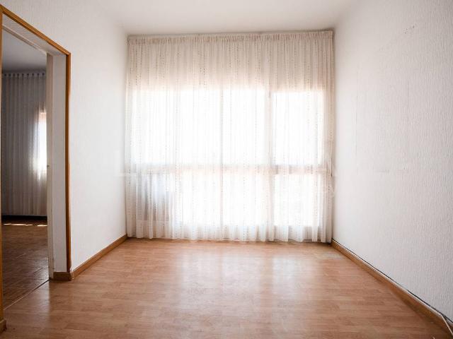 Piso en Venta en La Verneda i la Pau