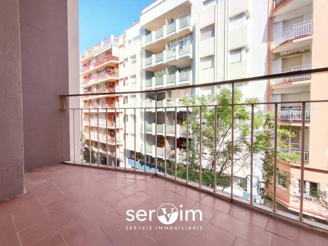 Apartamento en Venta en Eixample Nord