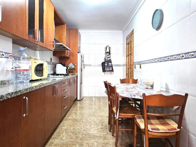 Piso en venta en Ejido El, Ejido Sur. Amplio y Luminoso Piso en El Ejido Sur por 119,900. Pisos Ejido.
