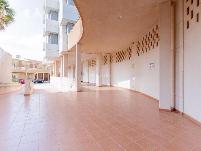 Piso en venta en Ejido El, Santo Domingo. piso en la torre santo domingo, con garaje y piscina !. Pisos Ejido.