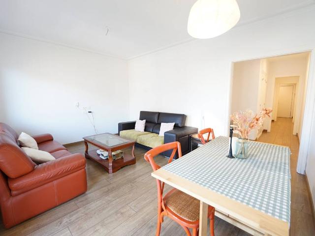 Piso en Venta en El Baix Guinardó