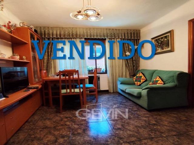 Piso en venta en el barrio de Les Roquetes Barcelona