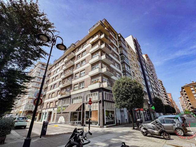 Piso en Venta en El Bibio Parque