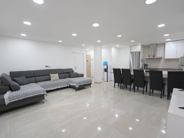 Piso en Venta en El Bon Pastor