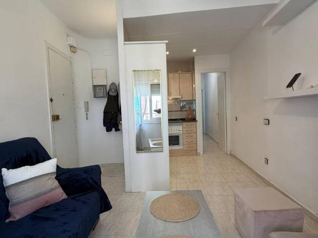 Piso en Venta en El Camp de l'Arpa del Clot