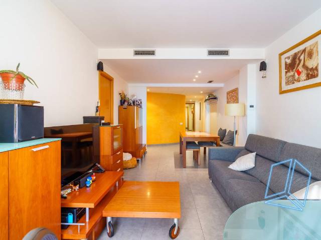 Piso en Venta en El Camp de l'Arpa del Clot
