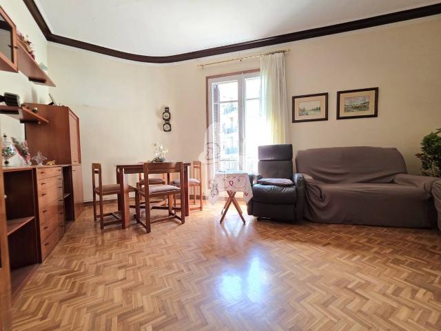 Piso en Venta en El Camp de l'Arpa del Clot